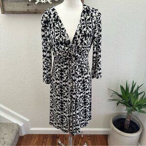 WHBM twist front stretch knit dress long sleeve ladies‎ size 12